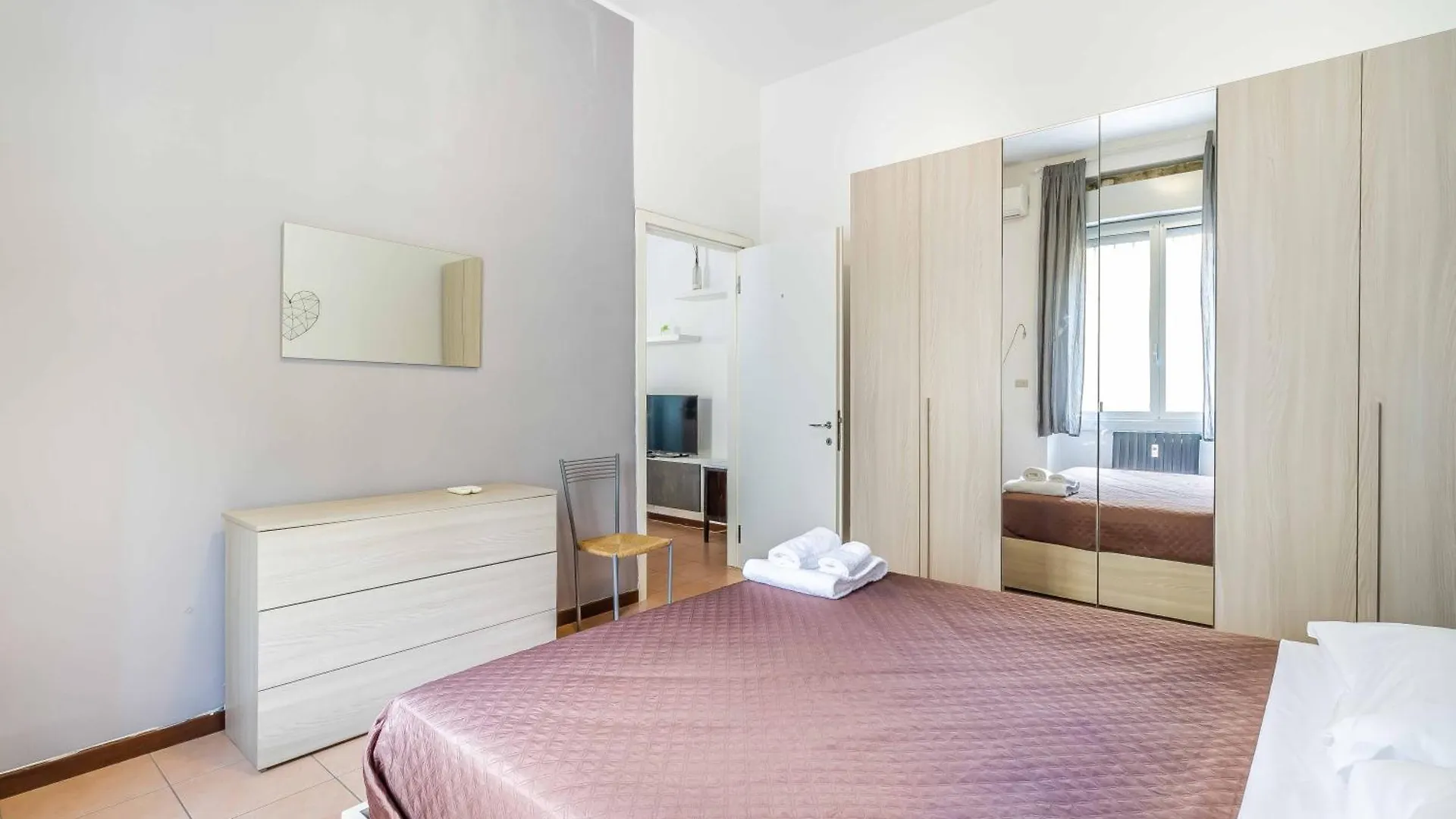 Domusmi San Gregorio 10 Apartment Milan