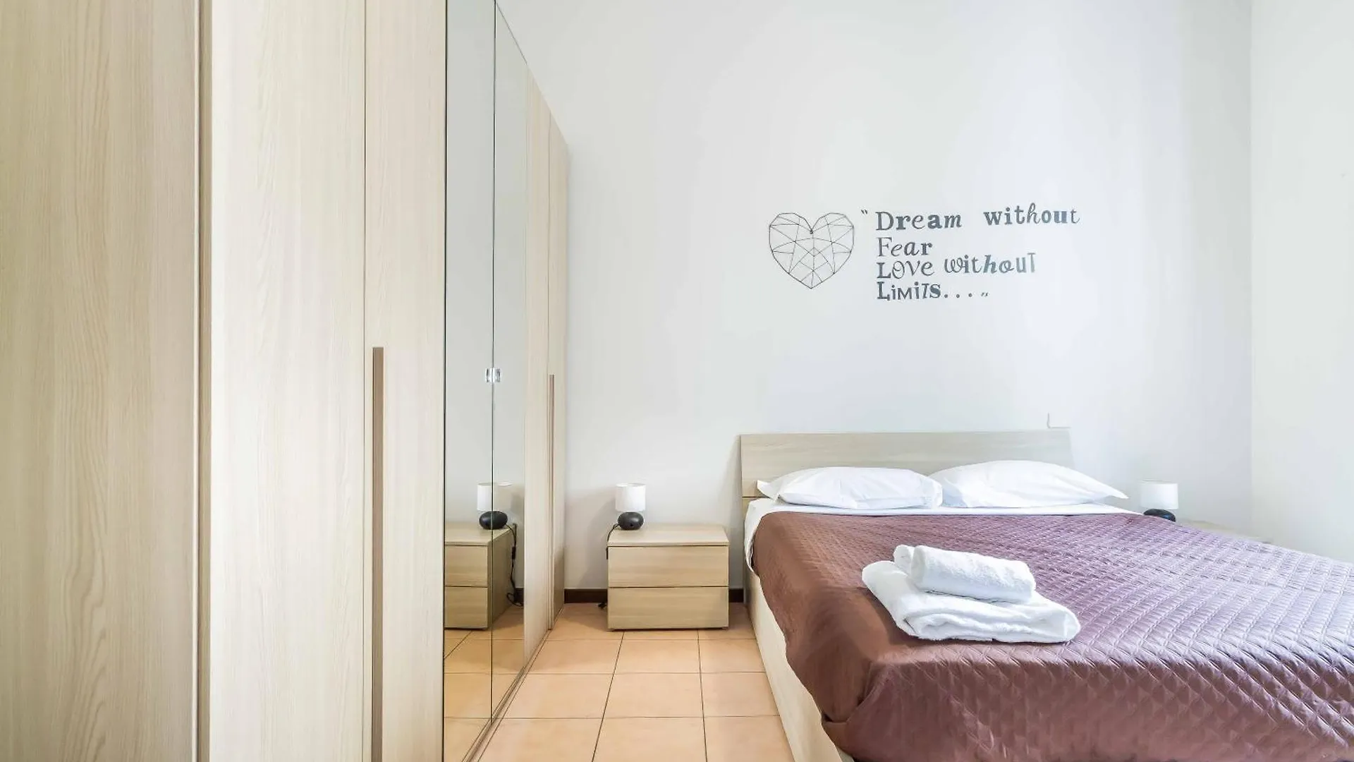 Domusmi San Gregorio 10 Apartment Milan Italy