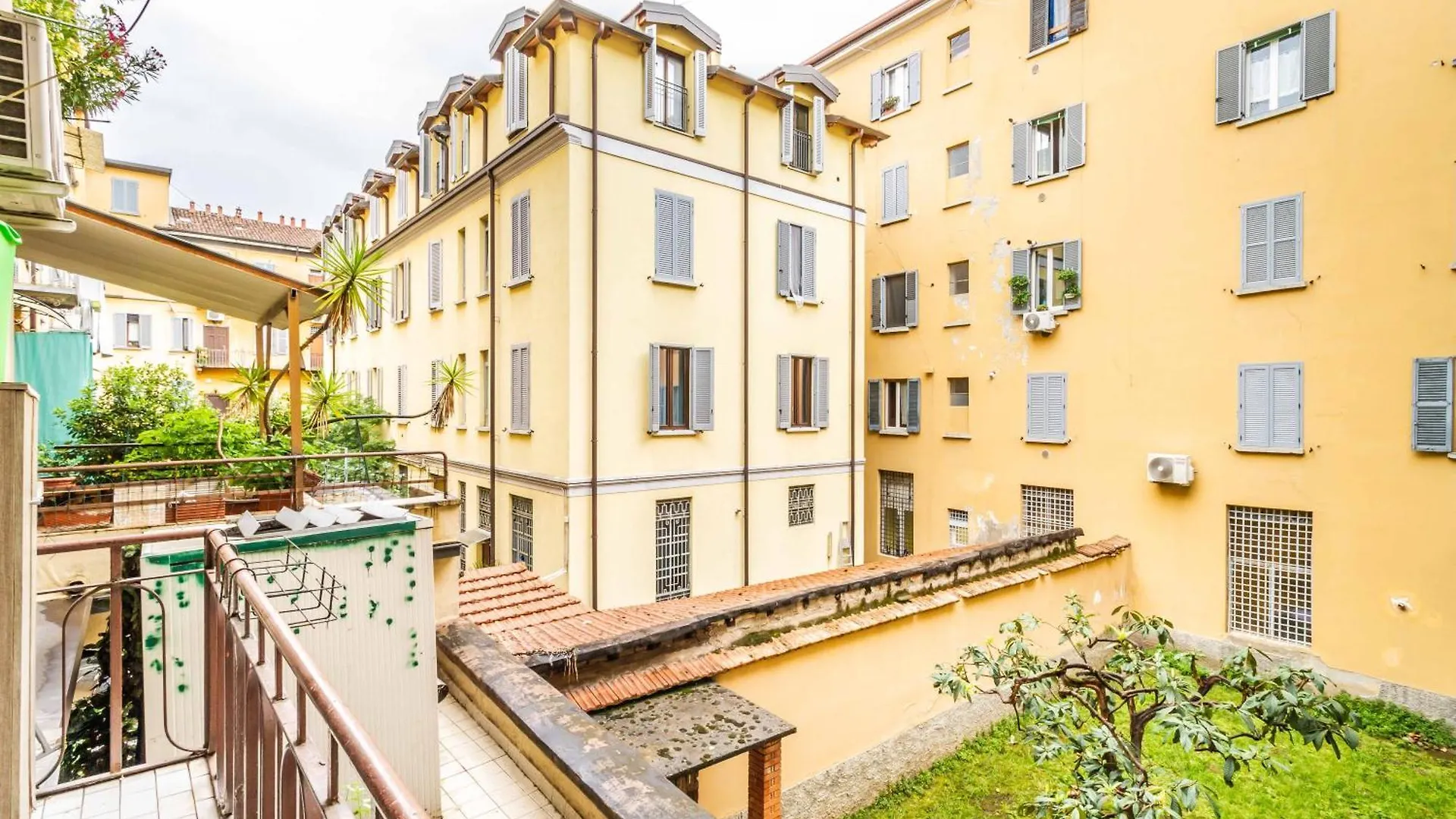 Domusmi San Gregorio 10 Apartment Milan